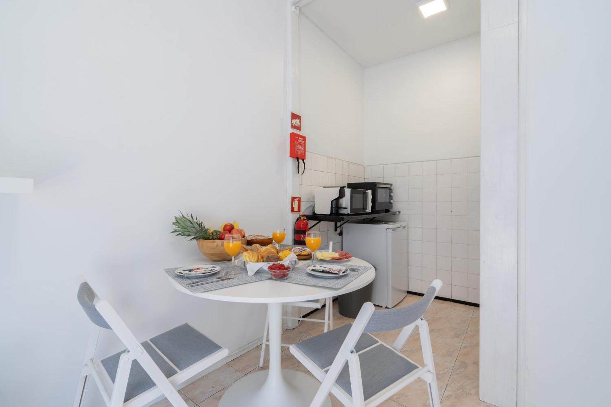 Sweet Flats With Netflix - Bolhao City Center Lejlighed Porto Værelse billede